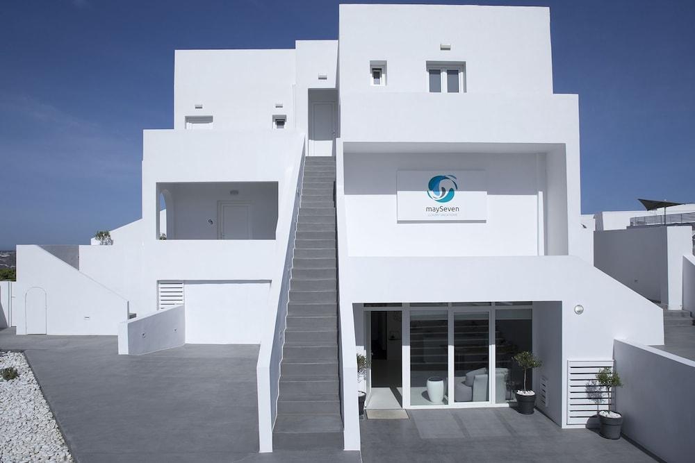 May Seven Suites - Adults Only Megalochori  Extérieur photo
