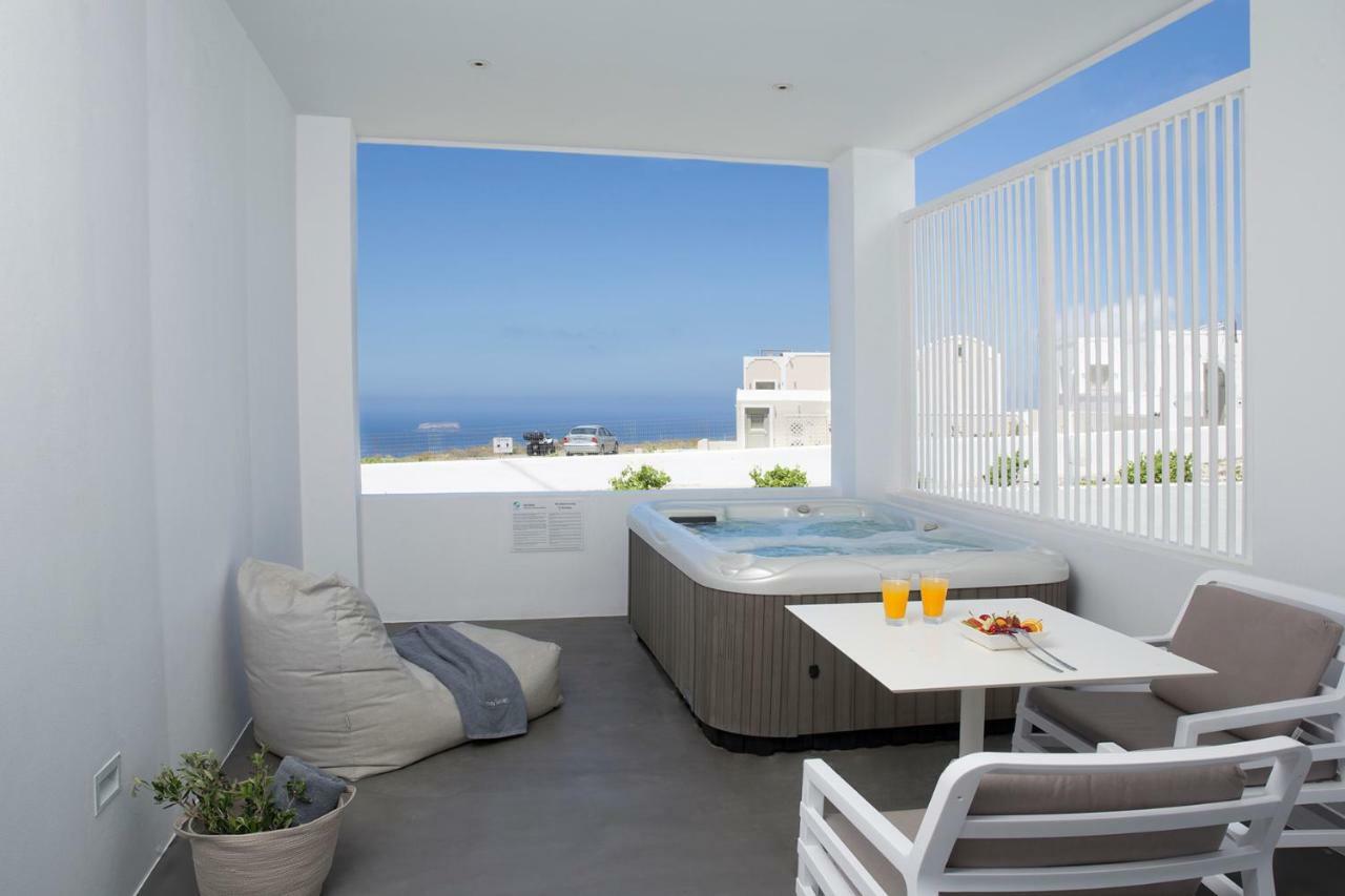 May Seven Suites - Adults Only Megalochori  Extérieur photo