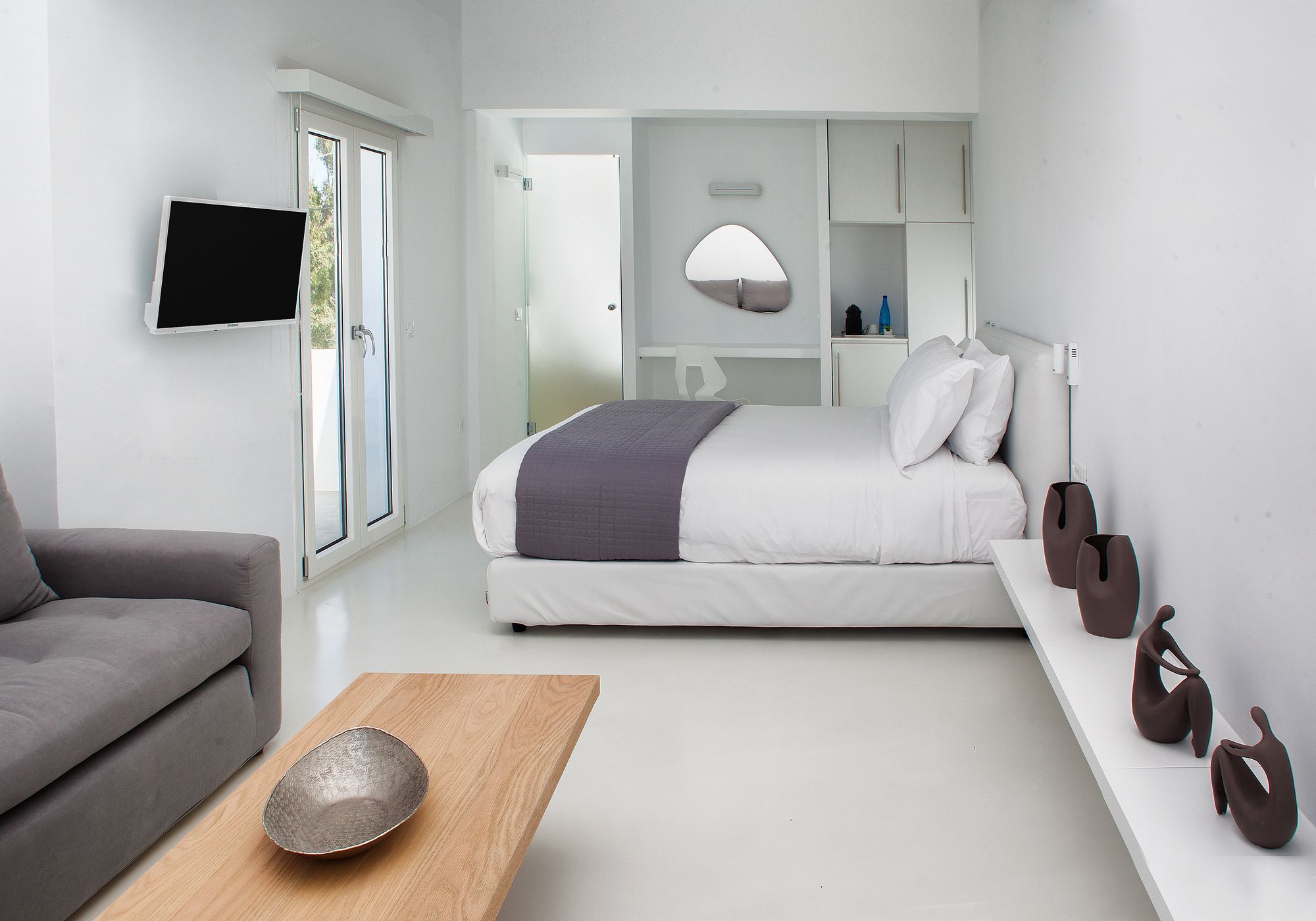 May Seven Suites - Adults Only Megalochori  Extérieur photo